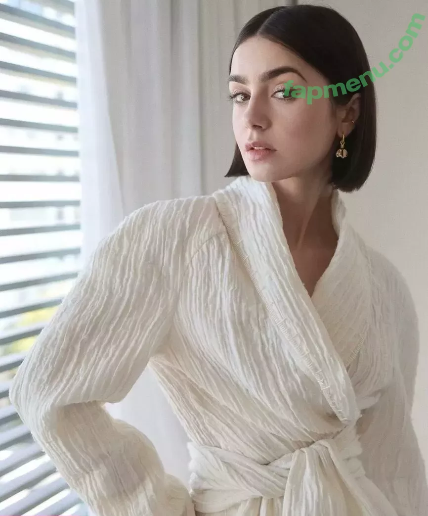 Lily Collins nude photo #0609 (lilyjcollins)