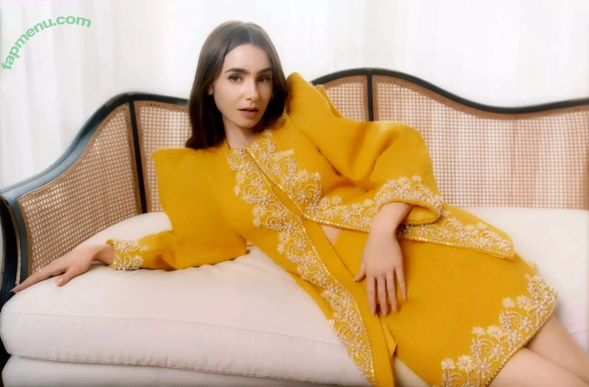 Lily Collins nude photo #0682 (lilyjcollins)