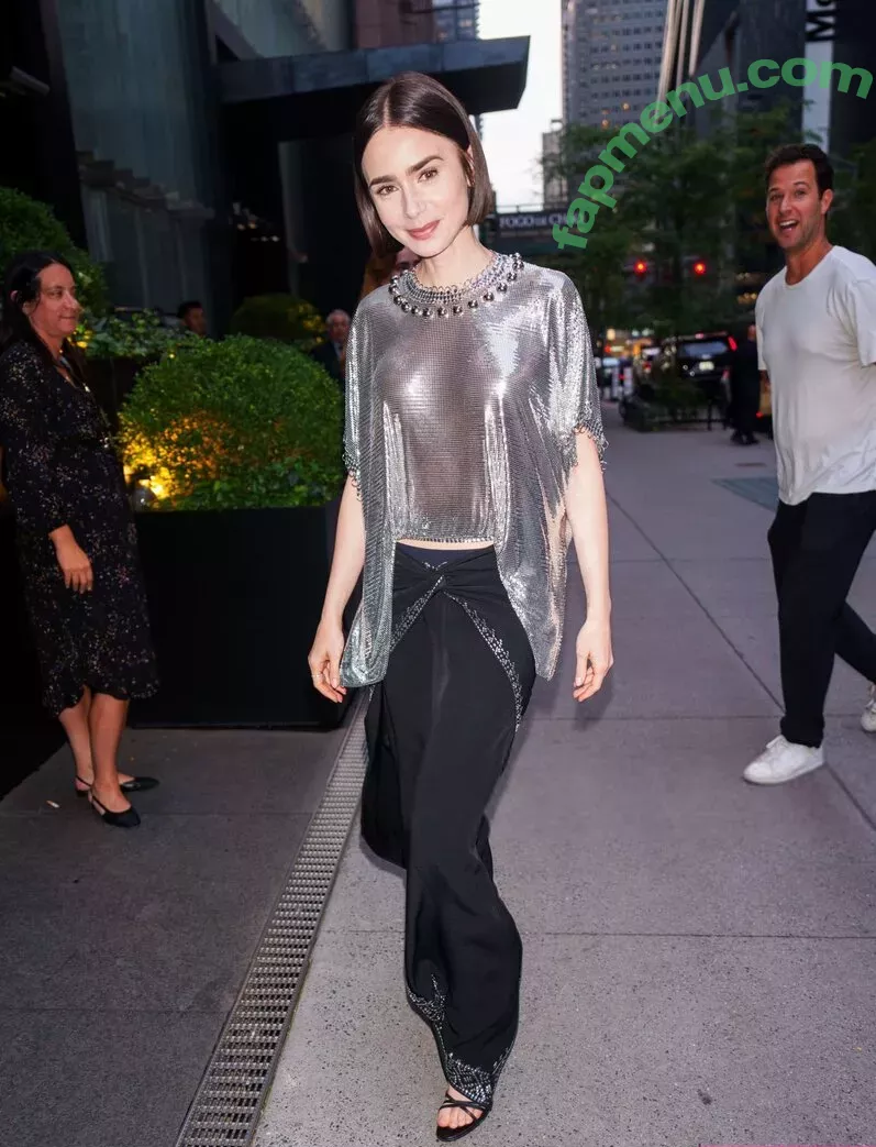Lily Collins nude photo #0921 (lilyjcollins)