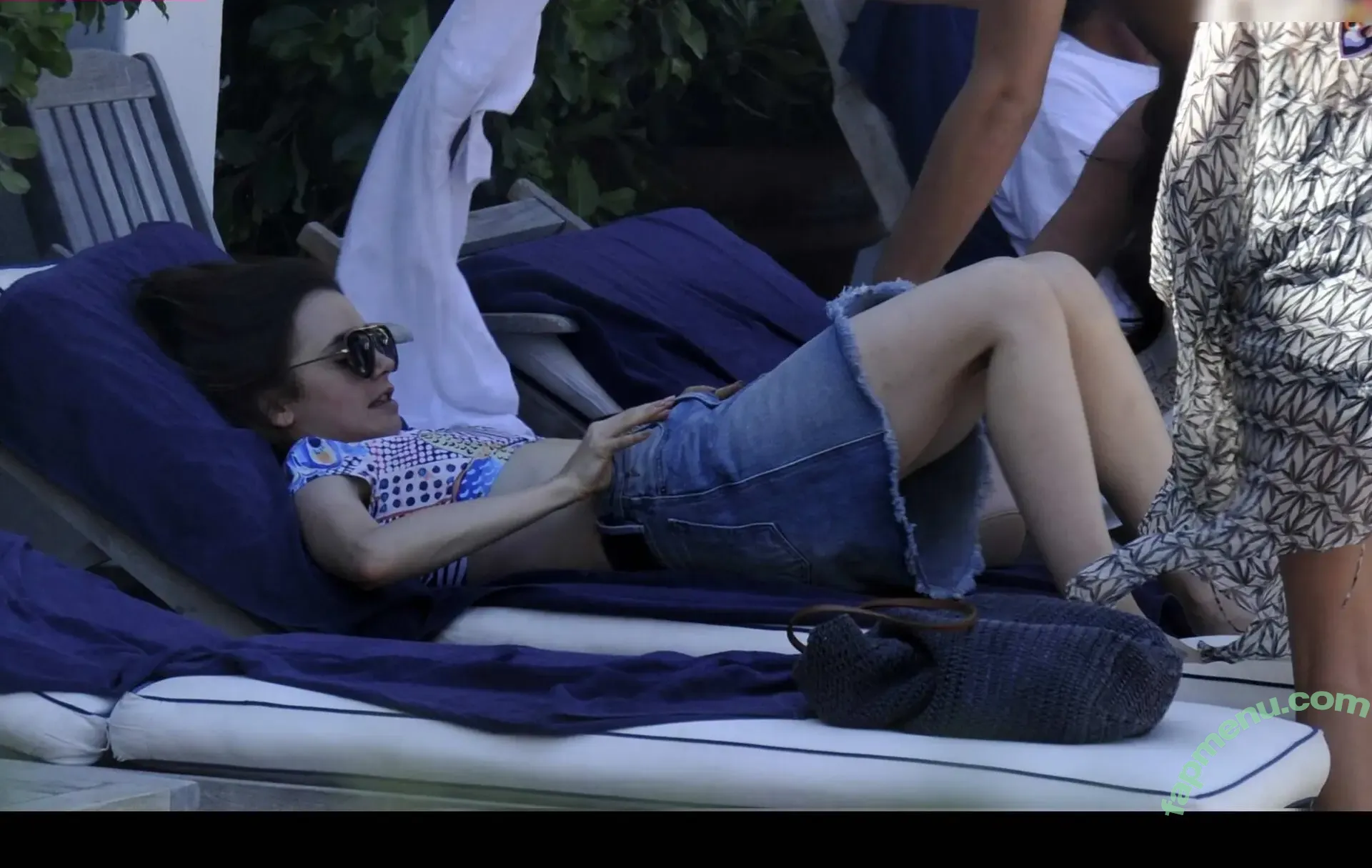 Lily Collins nude photo #1085 (lilyjcollins)