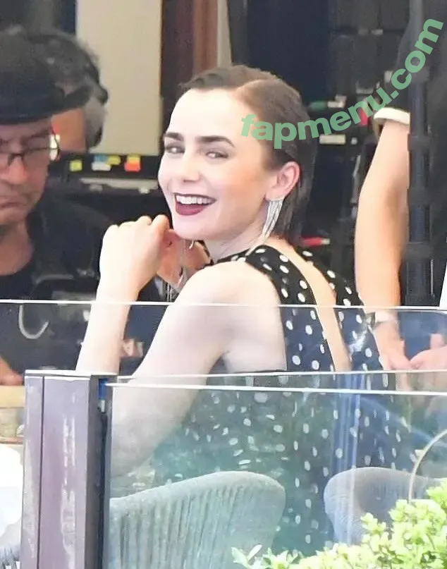 Lily Collins nude photo #1252 (lilyjcollins)