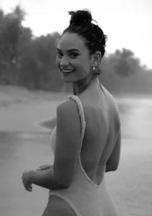Lily James / lillyjames / lilyjamesofficial nude photo #0589