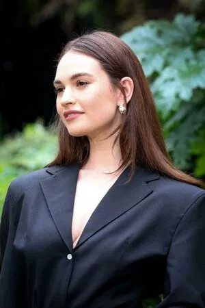 Lily James / lillyjames / lilyjamesofficial nude photo #0592
