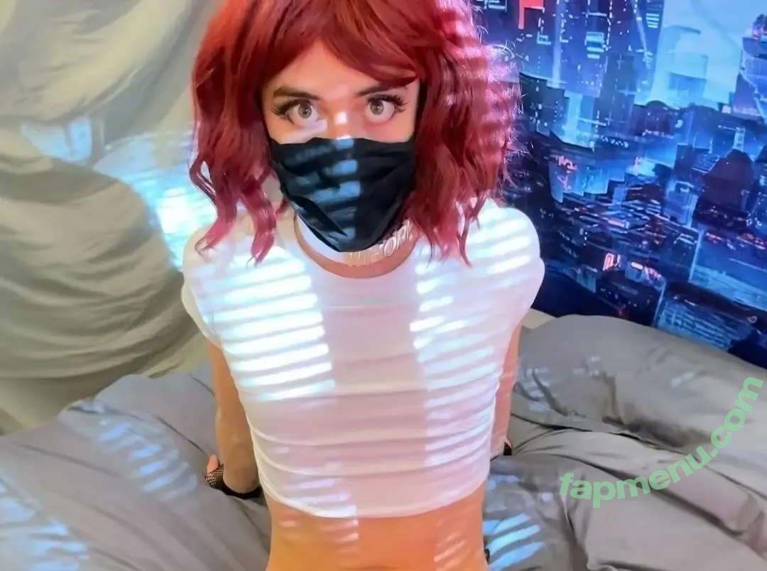 Lily Reina VIP nude photo #0017 (itslilyreina / lilyreinavip)