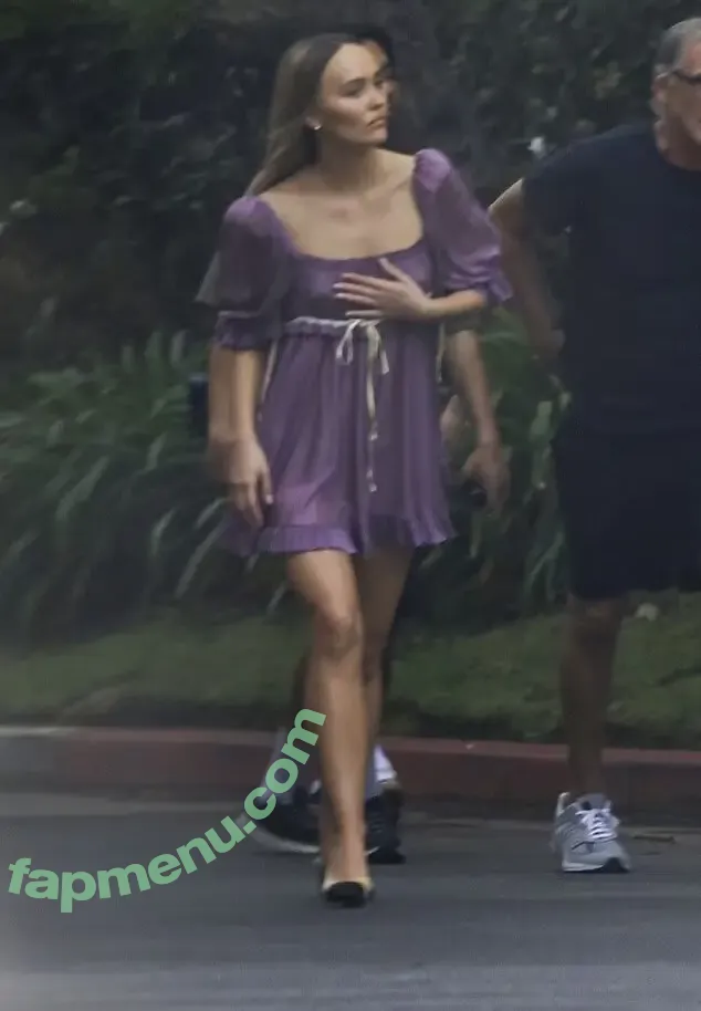 Lily-Rose Depp nude photo #0069 (Lily Rose Depp / lilyrose_depp / lilyrosemeldepp)