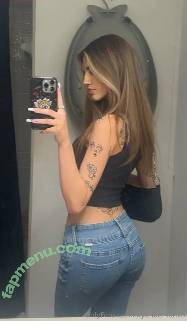 lilyandersonxo nude photo #0045 (lilyandersonxo)