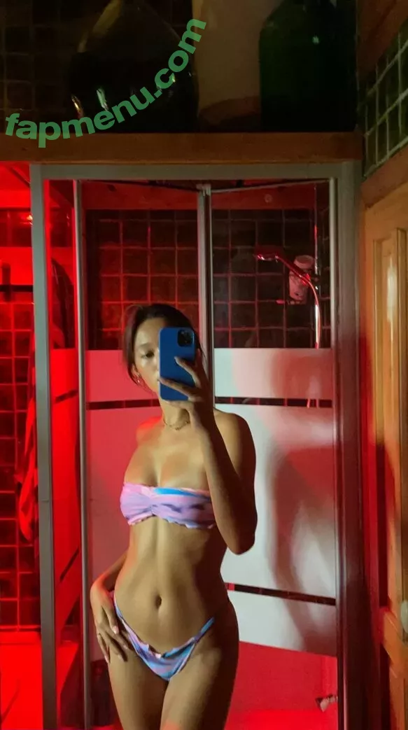 Lilychee nude photo #0524 (Lilychee)