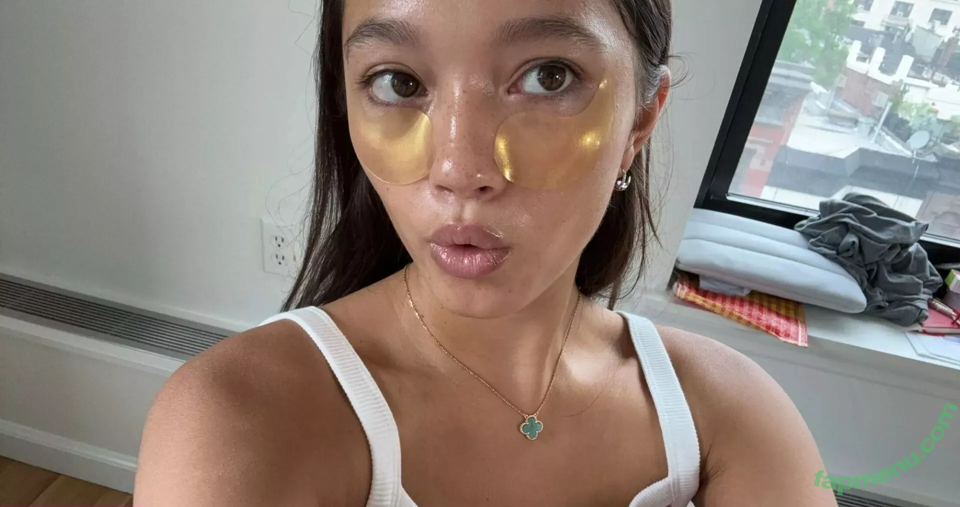 Lilychee nude photo #1041 (Lilychee)