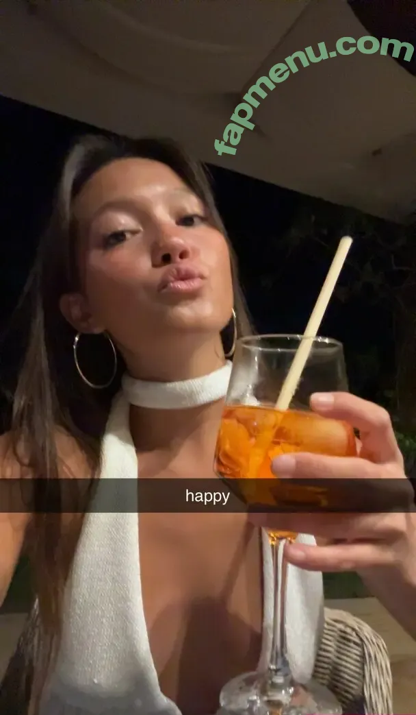 Lilychee nude photo #1824 (Lilychee)