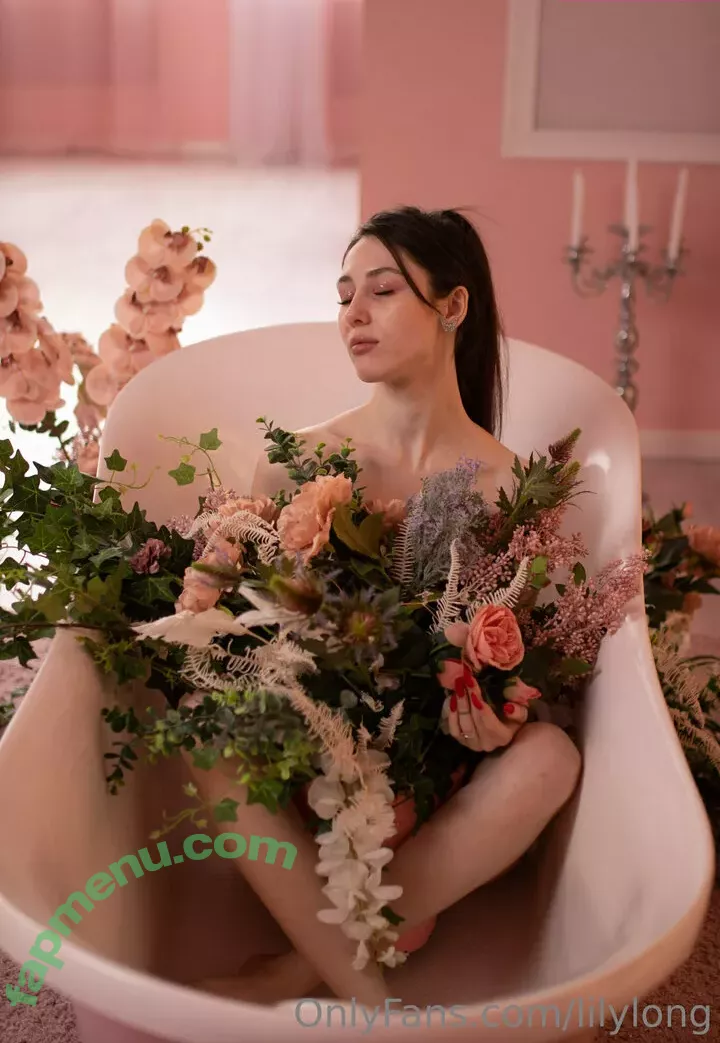 lilylong nude photo #0097 (iamlilylong)