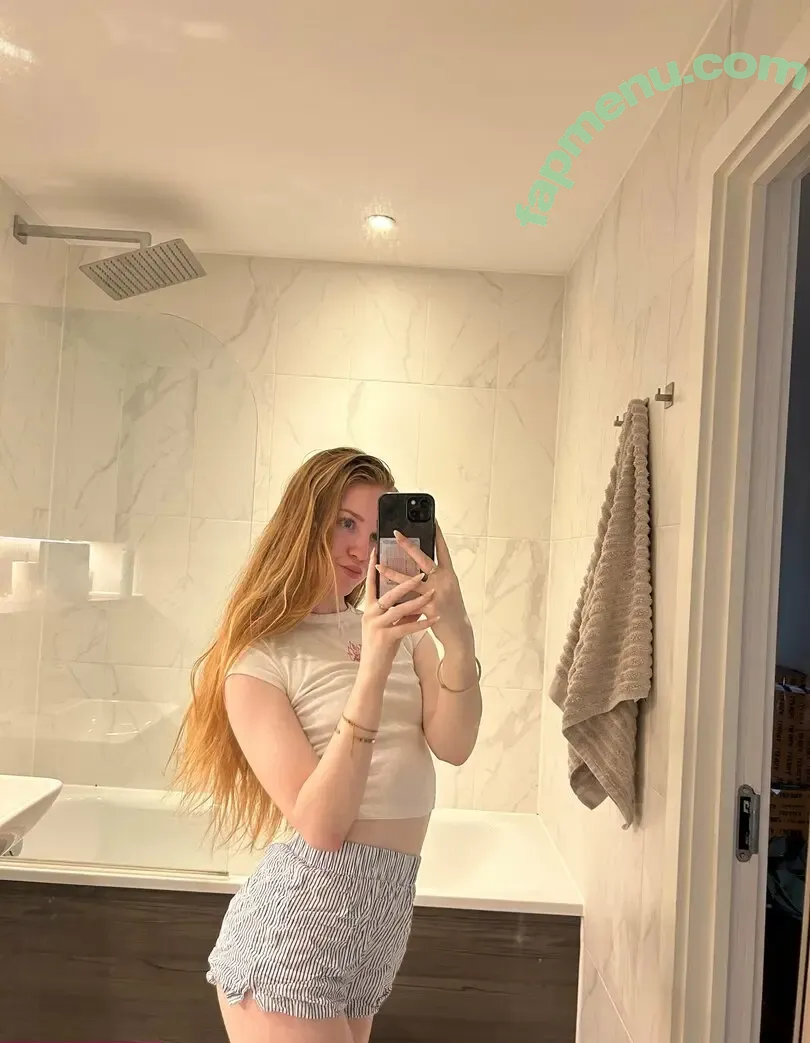 lilyoneill nude photo #0027 (lilyoneiill)