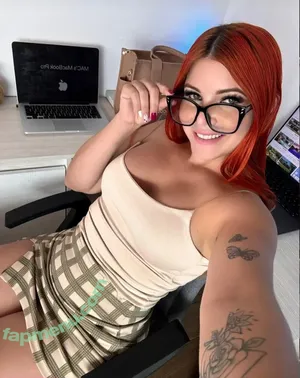 lilysrealestate_ / Lily the realtor / lily.blossom nude photo #0001