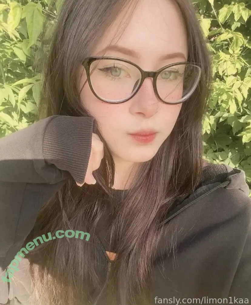 limon1kaa nude photo #0014 (limon1kaa)
