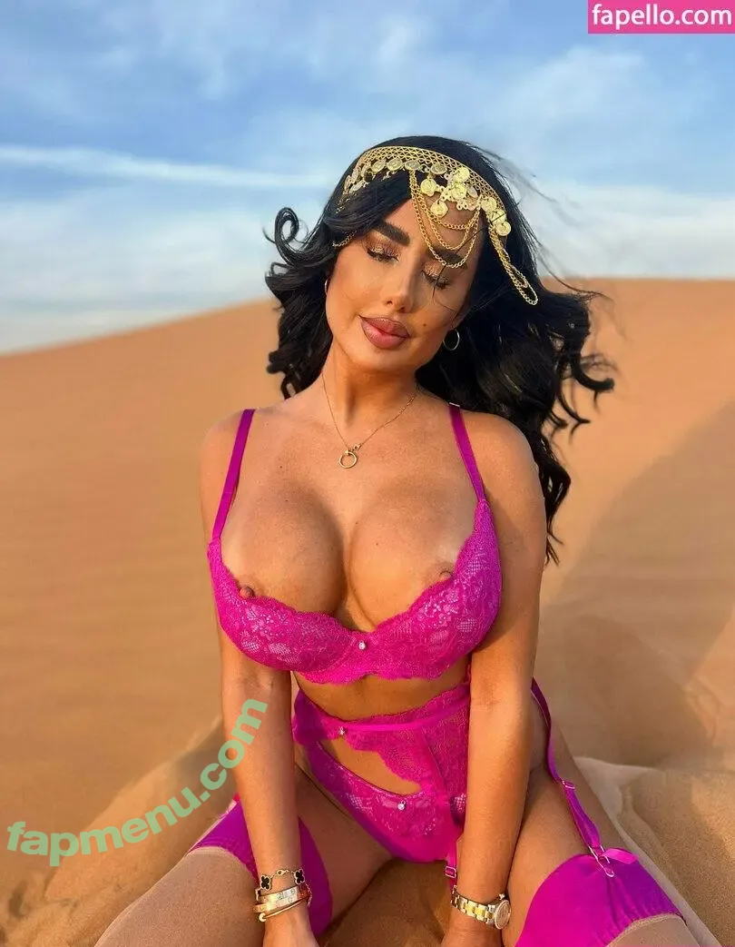 Lina London nude photo #0116 (linaa.london / linalondonprivate)