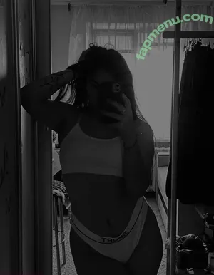  nude photo #0001