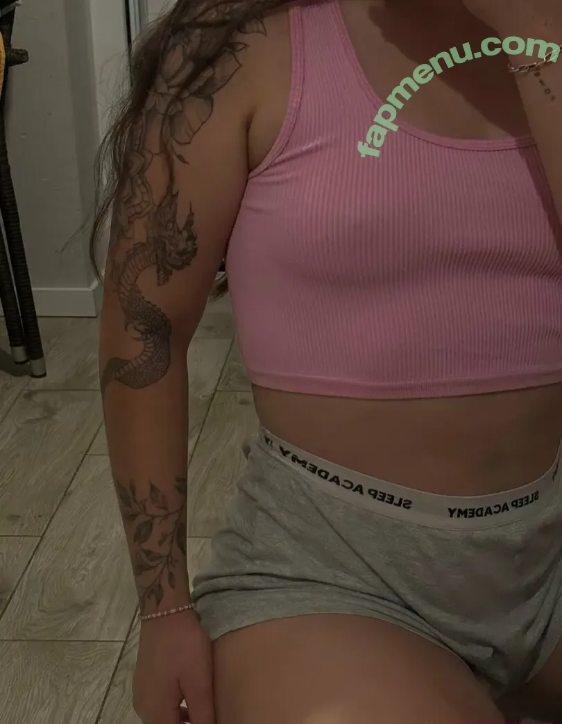linalunee nude photo #0016 (linalunee)