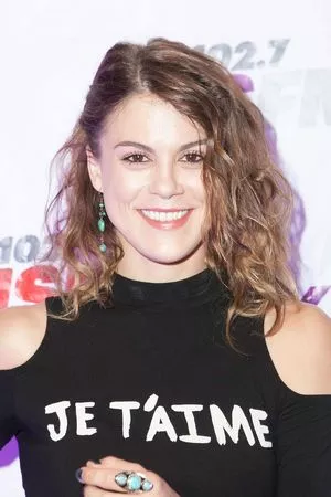 Lindsey Shaw / ladymshawsters nude photo #0007