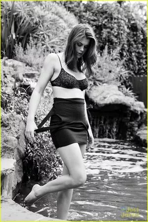 Lindsey Shaw / ladymshawsters nude photo #0030