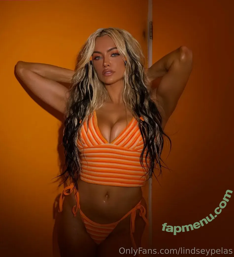 lindseypelas nude photo #0006 (lindseypelas)