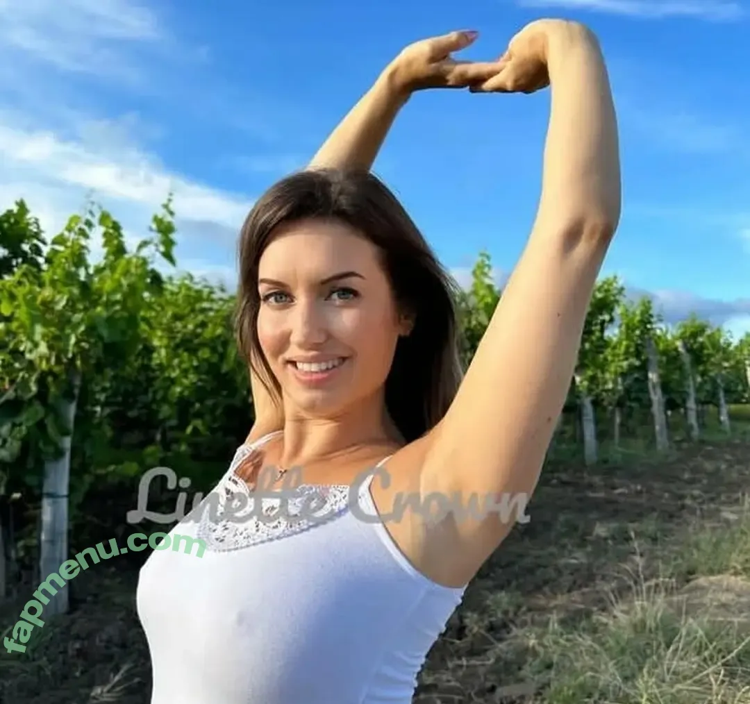 Linette Crown nude photo #0057 (linettecrown / reallinette.crown)