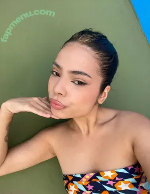 lirazeqiri / lirazeqirixo nude photo #0003