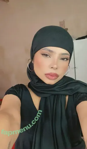 lirazeqiri / lirazeqirixo nude photo #0006