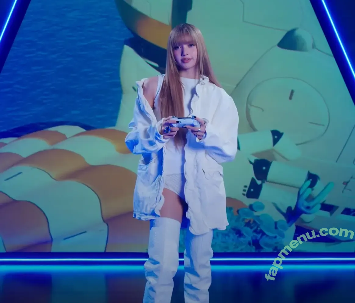 Lisa Blackpink nude photo #2458 (Lisa Blackpink)