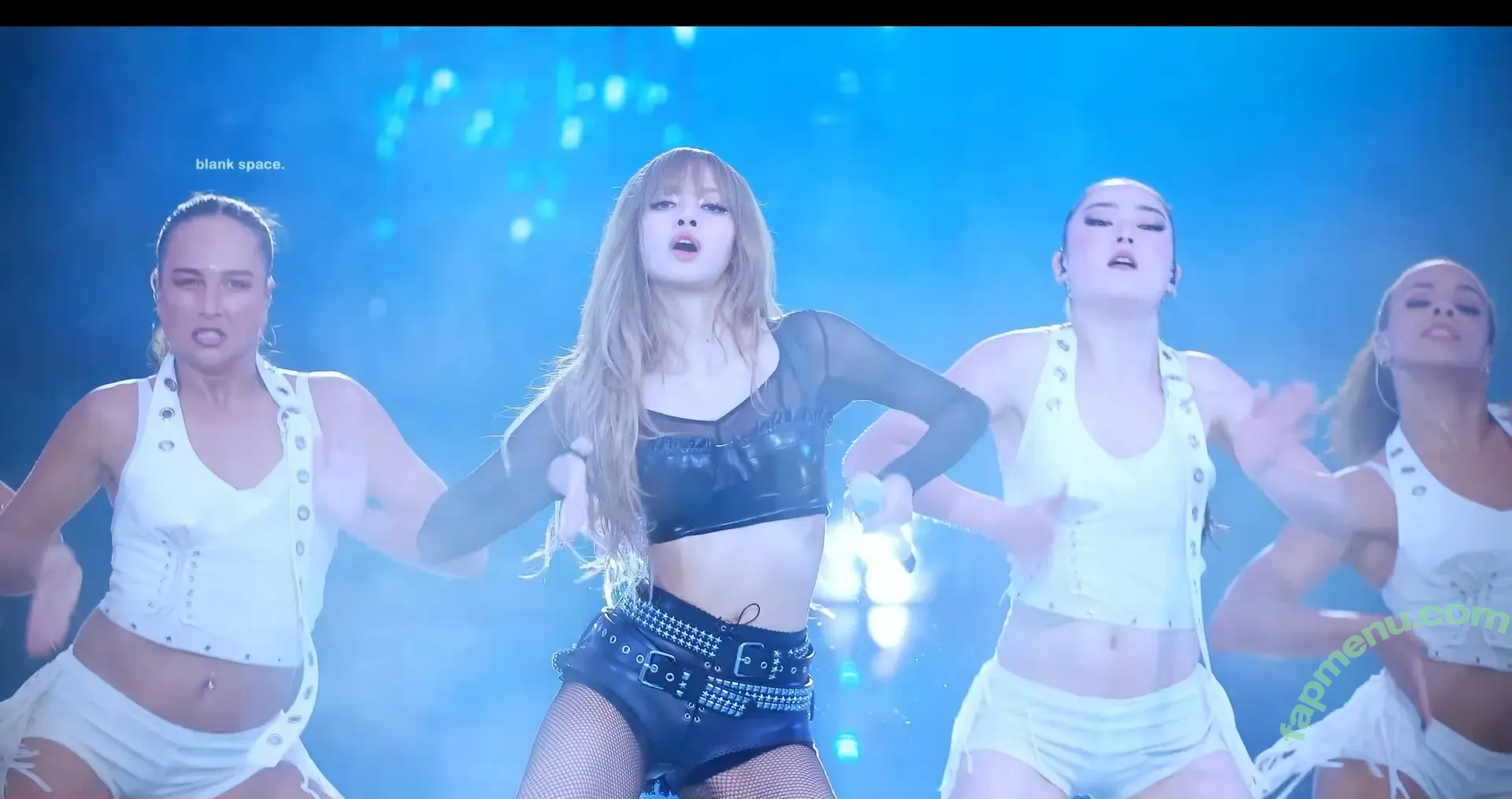 Lisa Blackpink nude photo #2491 (Lisa Blackpink)
