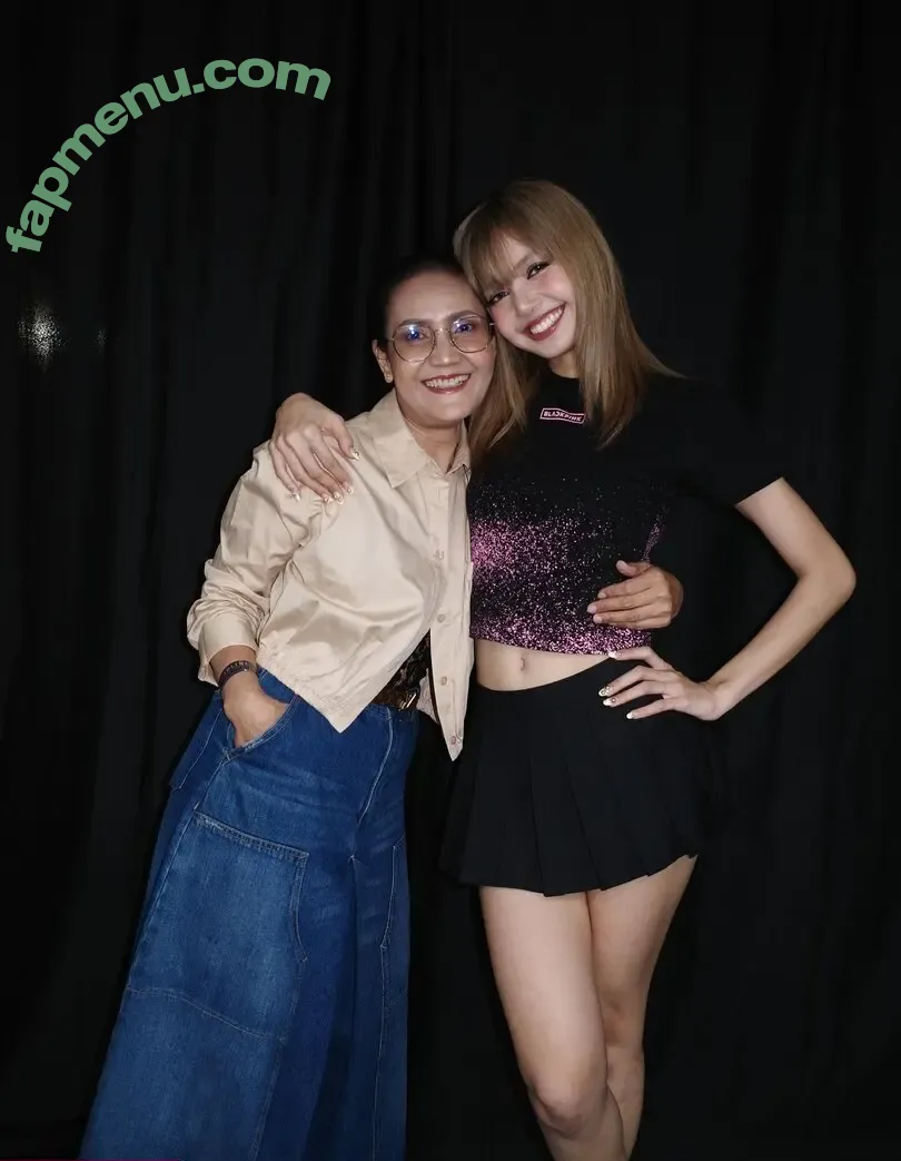 Lisa Blackpink nude photo #2507 (Lisa Blackpink)