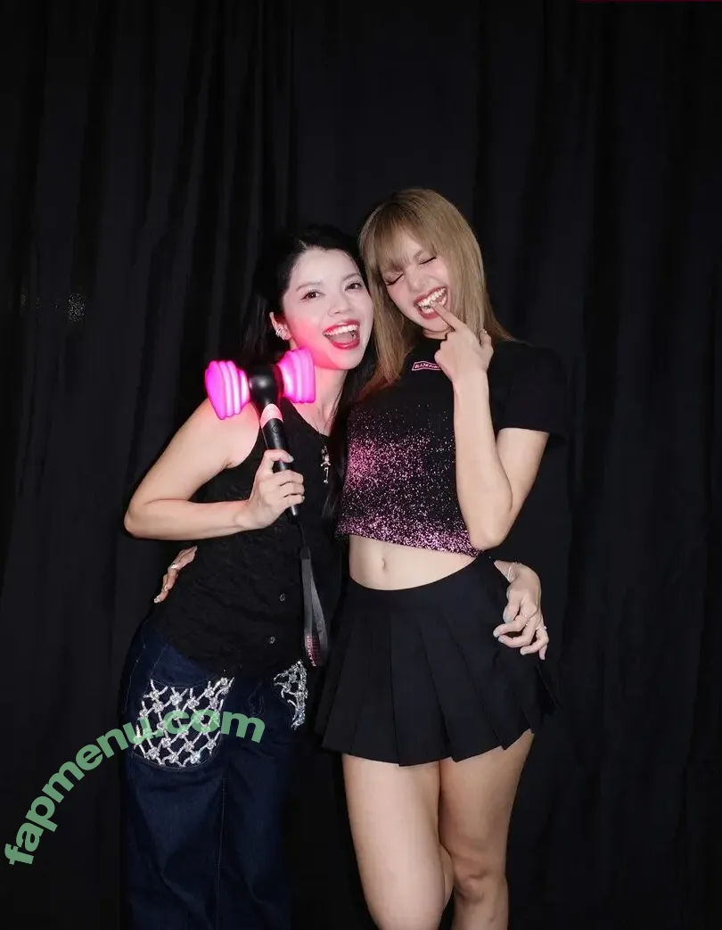 Lisa Blackpink nude photo #2509 (Lisa Blackpink)