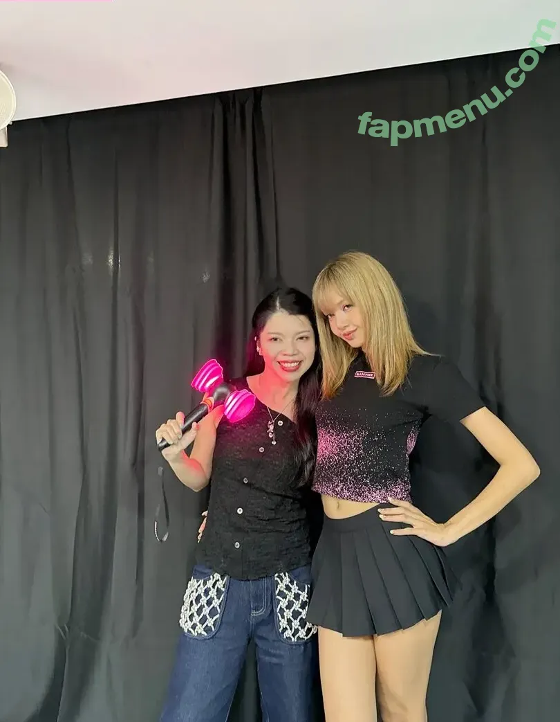 Lisa Blackpink nude photo #2510 (Lisa Blackpink)