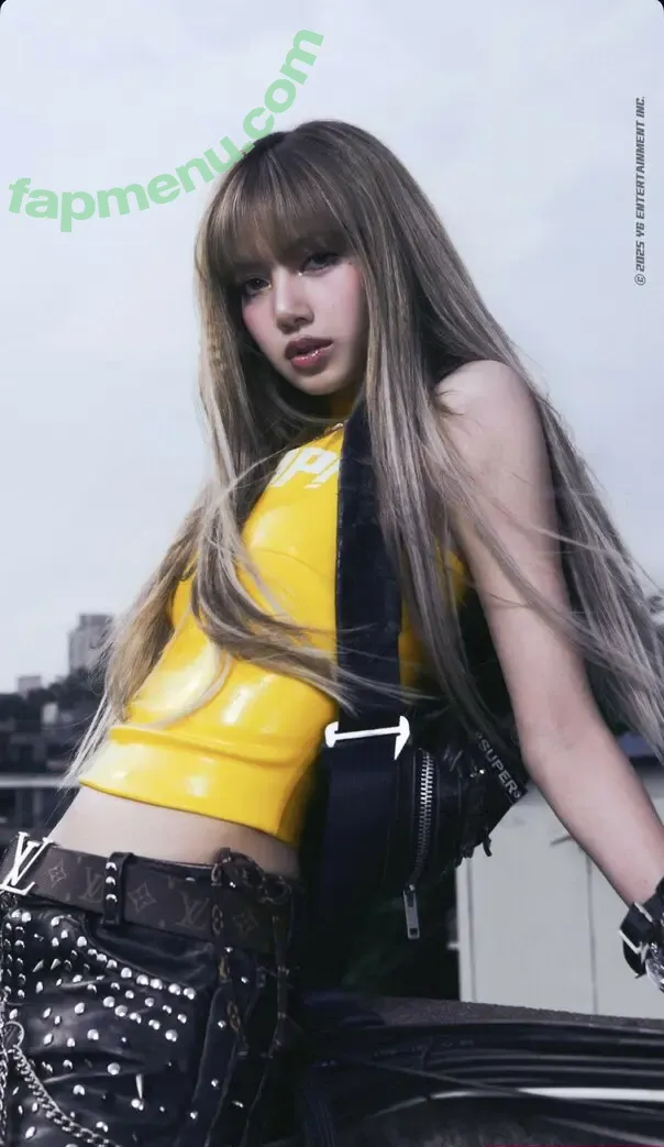 Lisa Blackpink nude photo #2514 (Lisa Blackpink)