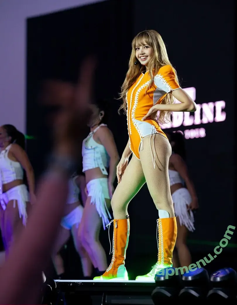 Lisa Blackpink nude photo #2585 (Lisa Blackpink)
