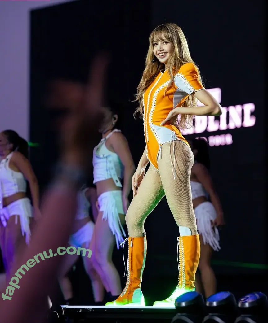 Lisa Blackpink nude photo #2664 (Lisa Blackpink)