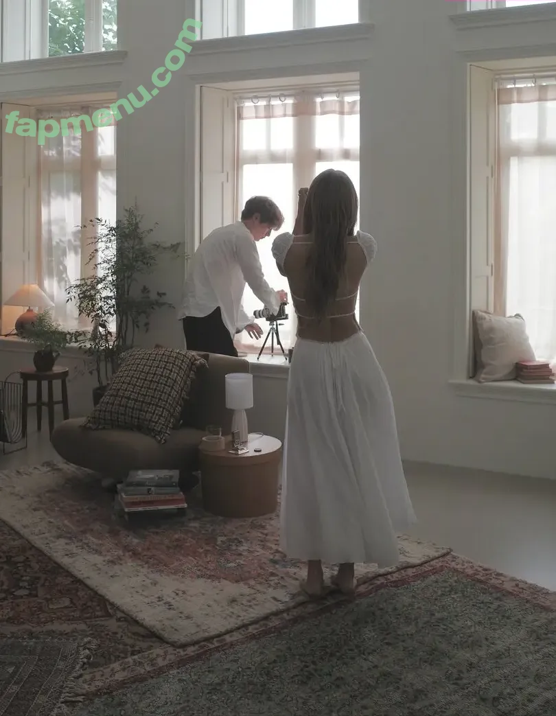 Lisa Blackpink nude photo #2691 (Lisa Blackpink)
