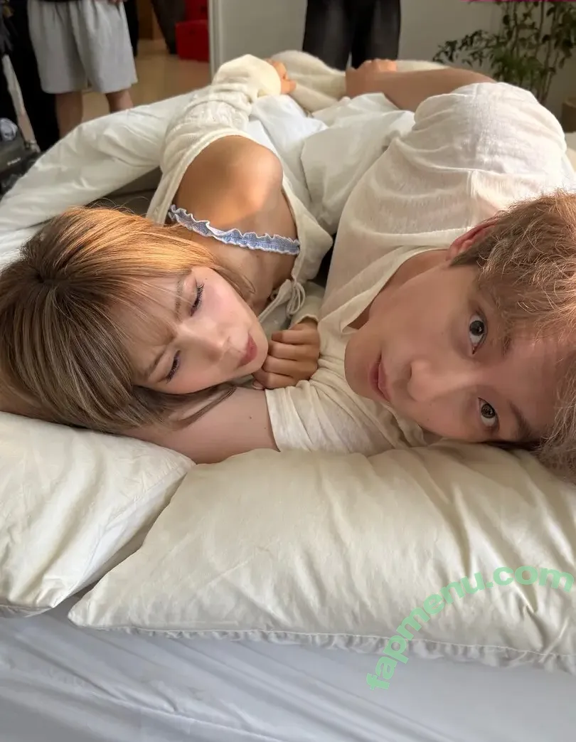 Lisa Blackpink nude photo #2692 (Lisa Blackpink)