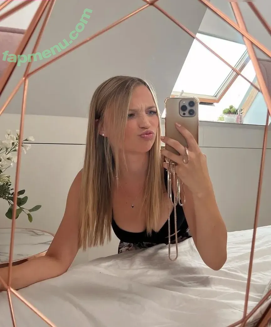 Lisa Küppers nude photo #0190 (lisakueppers)