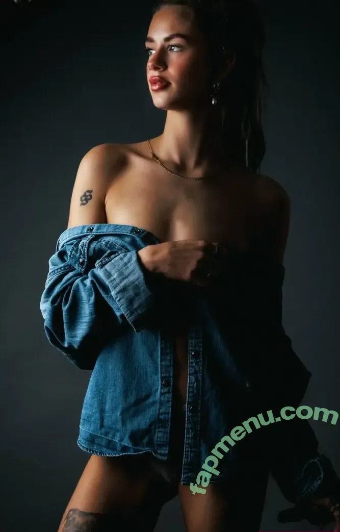 Lisa Price nude photo #0030 (lisajoulie / oxlisapricexo)