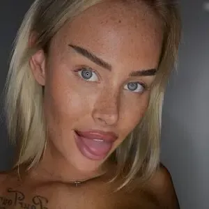  nude photo #0003