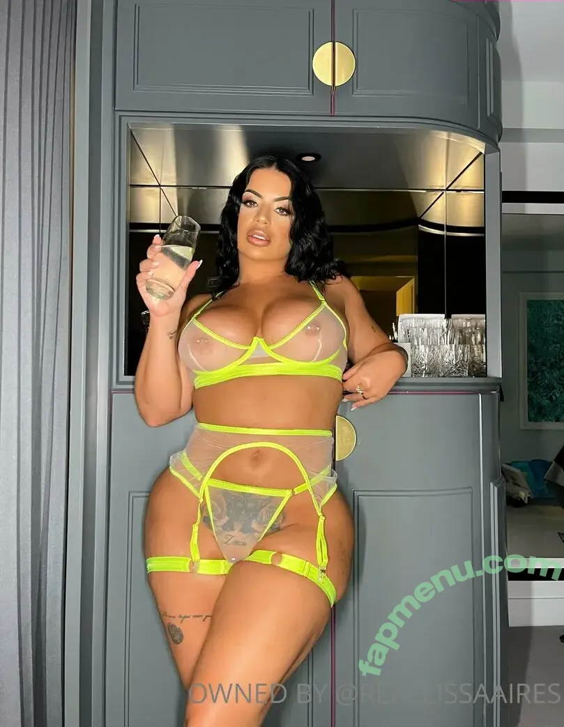 Lissa Aires nude photo #0083 (iwantlissaaires / lisa martiz / lissaaires / lissaairesa)