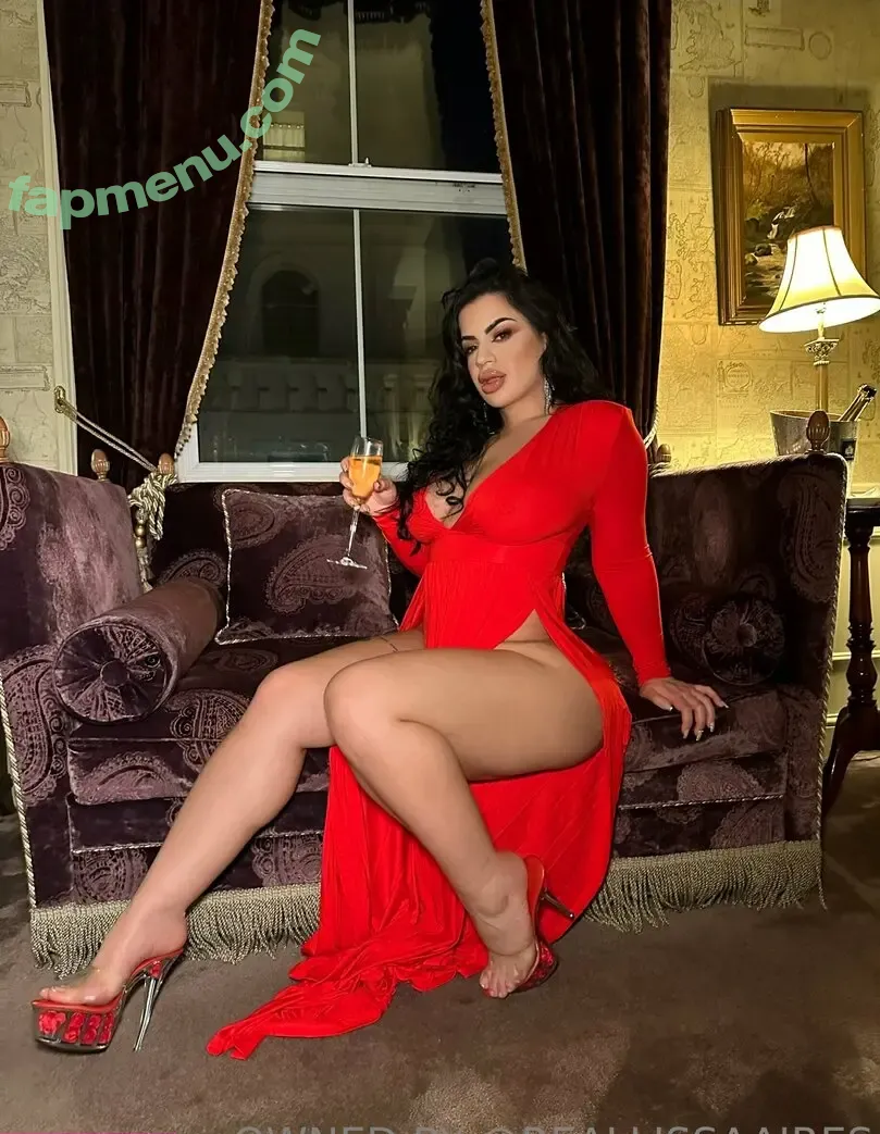 Lissa Aires nude photo #0185 (iwantlissaaires / lisa martiz / lissaaires / lissaairesa)