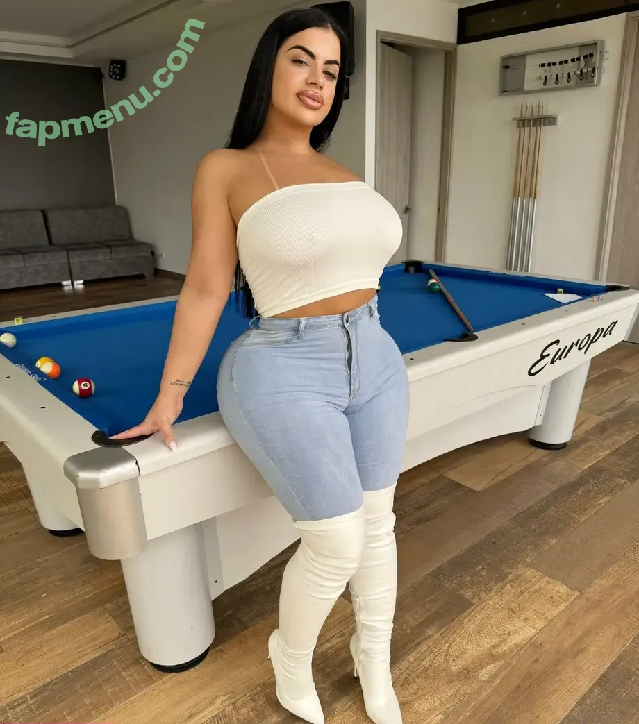 Lissa Aires nude photo #0327 (iwantlissaaires / lisa martiz / lissaaires / lissaairesa)
