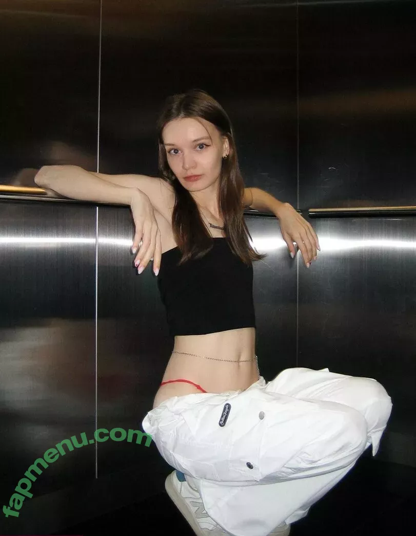litlonn nude photo #0036 (Katya)