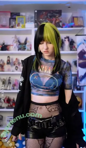 little_emo_kitten / daddys_emo_girl nude photo #2818