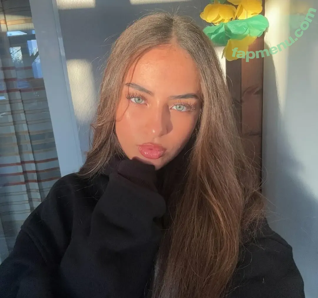 Little Lunaa nude photo #0001 (_luana_ktz / onlylittlelunaa)