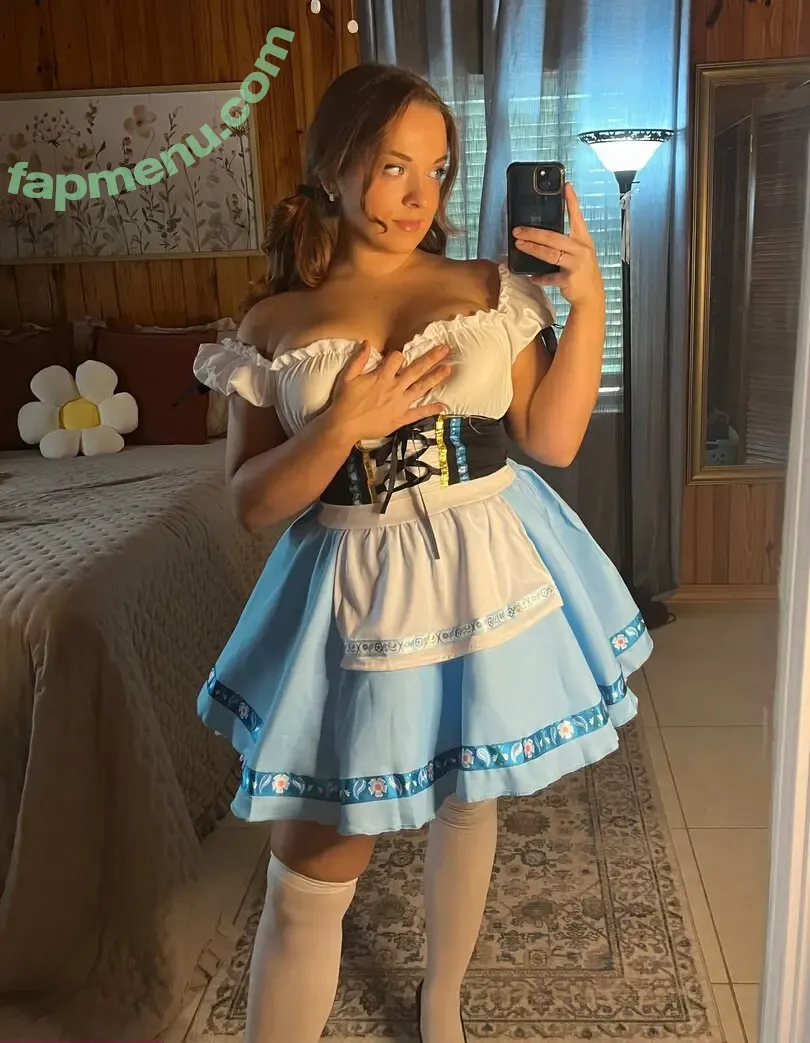 little-miss-chloe nude photo #0012 (little-miss-chloe)