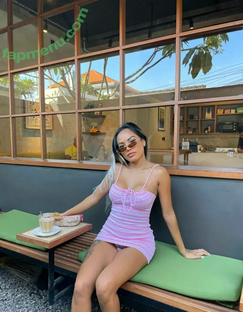 little_sophia nude photo #0204 (little_sophia__)