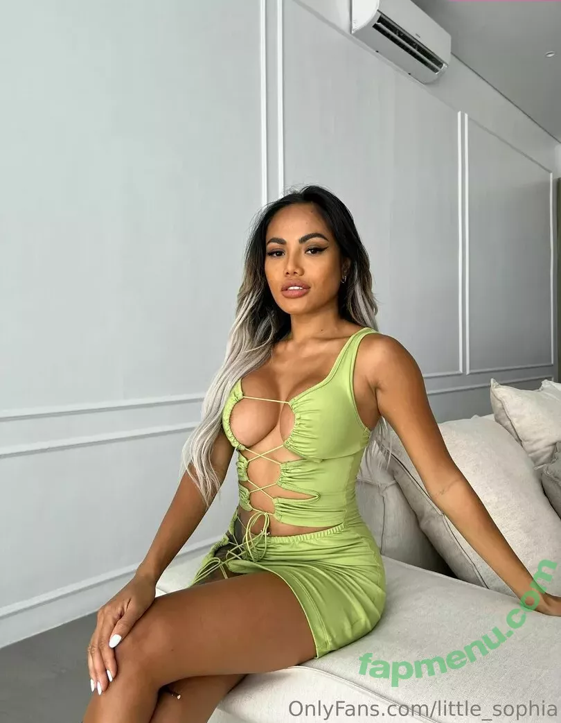 little_sophia nude photo #0206 (little_sophia__)