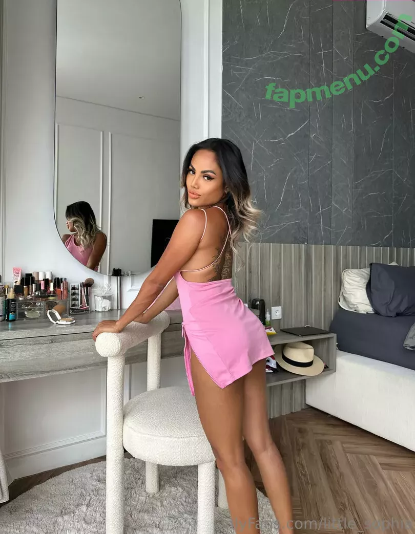 little_sophia nude photo #0208 (little_sophia__)