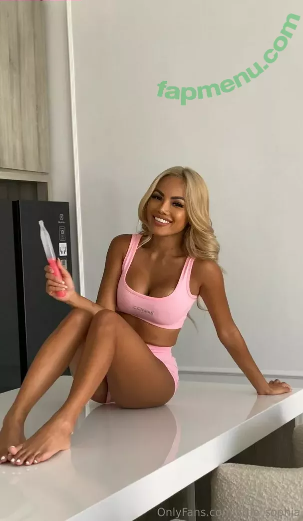 little_sophia nude photo #0256 (little_sophia__)